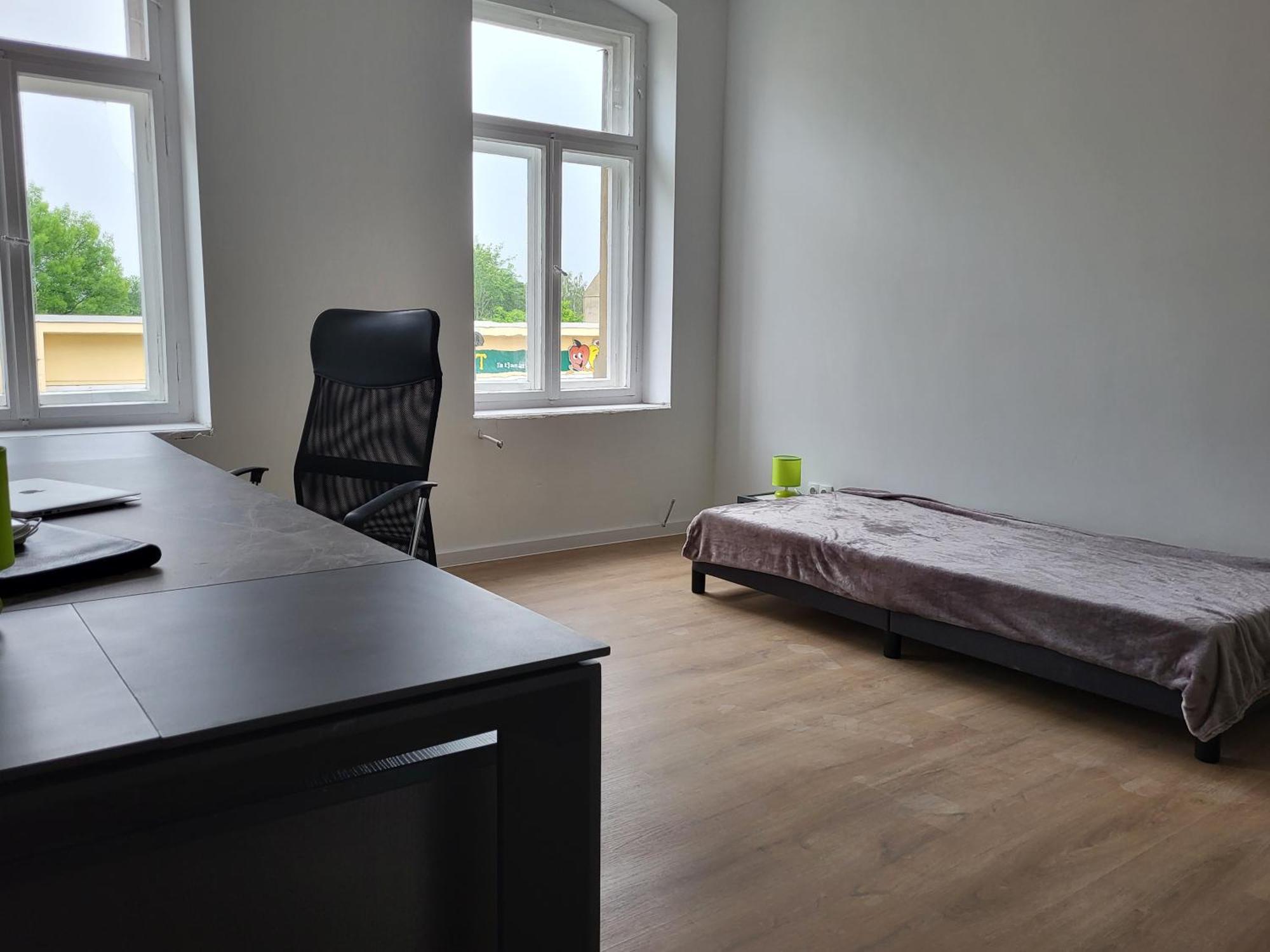 Volkshaus Hbf Wg & Serviced Apartments تسيتاو المظهر الخارجي الصورة