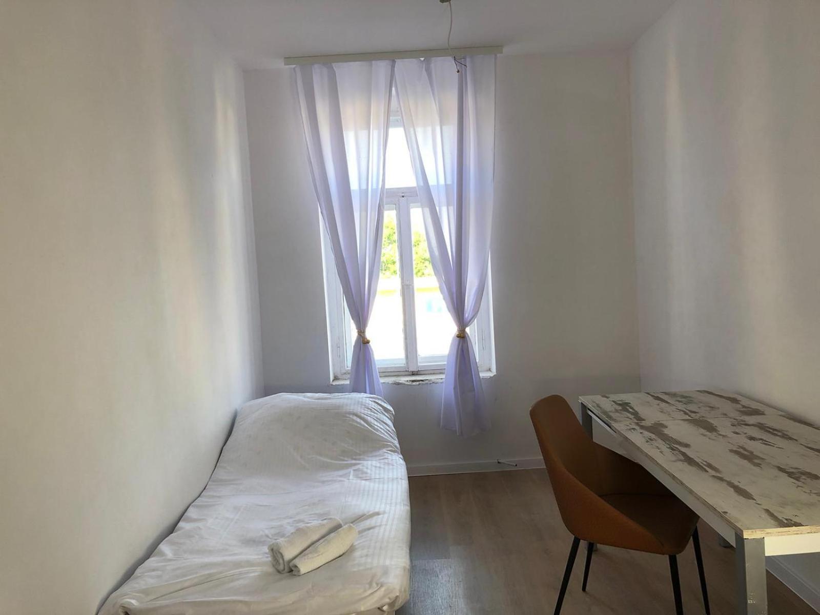 Volkshaus Hbf Wg & Serviced Apartments تسيتاو المظهر الخارجي الصورة